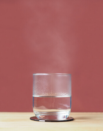 GIN WITH HOT WATER